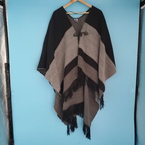 Apt. 9 Cape One Size Knit Acrylic Loop Hook